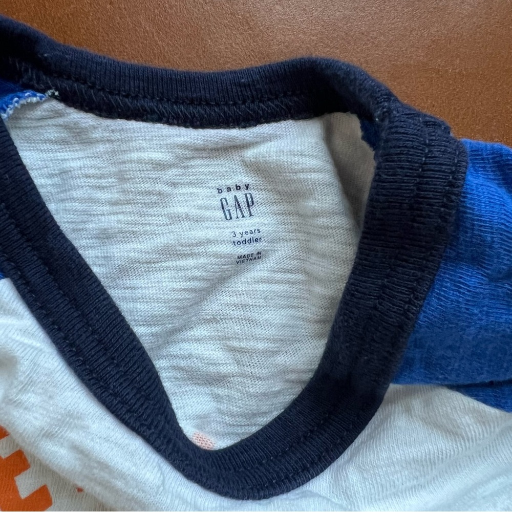 GAP Baby Outdoor Adventure Cotton Baseball Tee, 3T - Picture 2 of 4